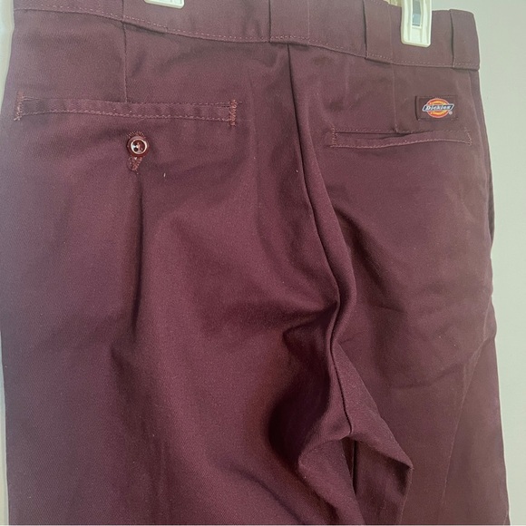 Dickies 874 Original Fit Fringed Hem Plum Burgundy Pants Size 30x32 EUC - Picture 4 of 9